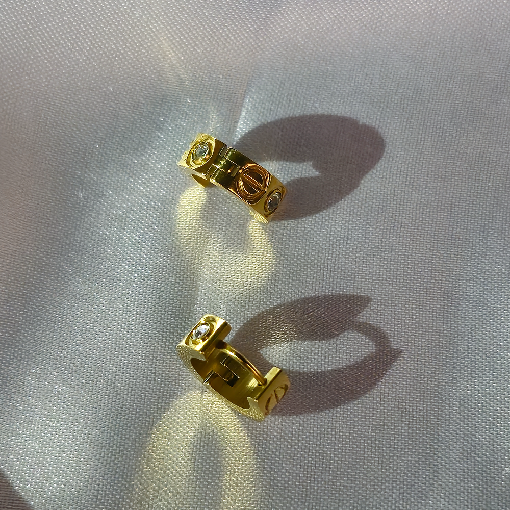 round-crystal-earring