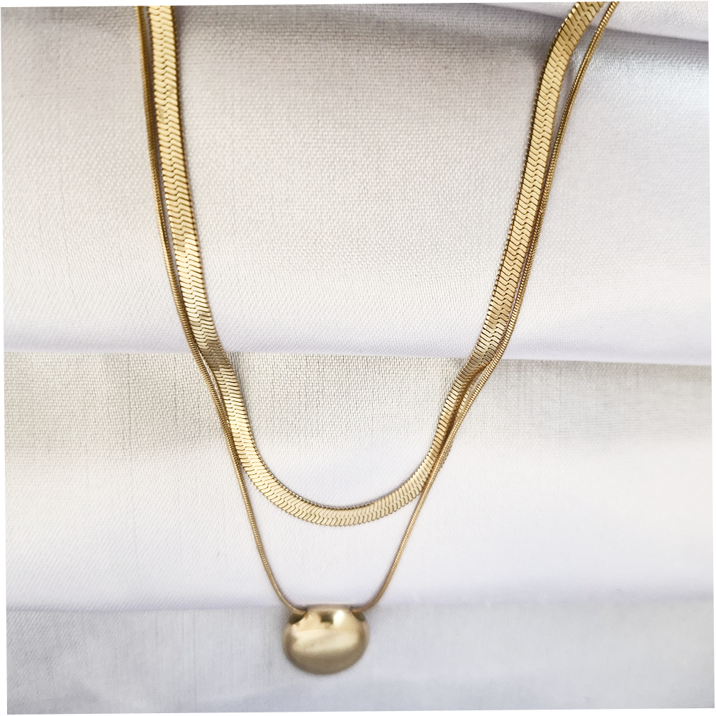minimalist-chain-with-circular-drop-western-nechlace