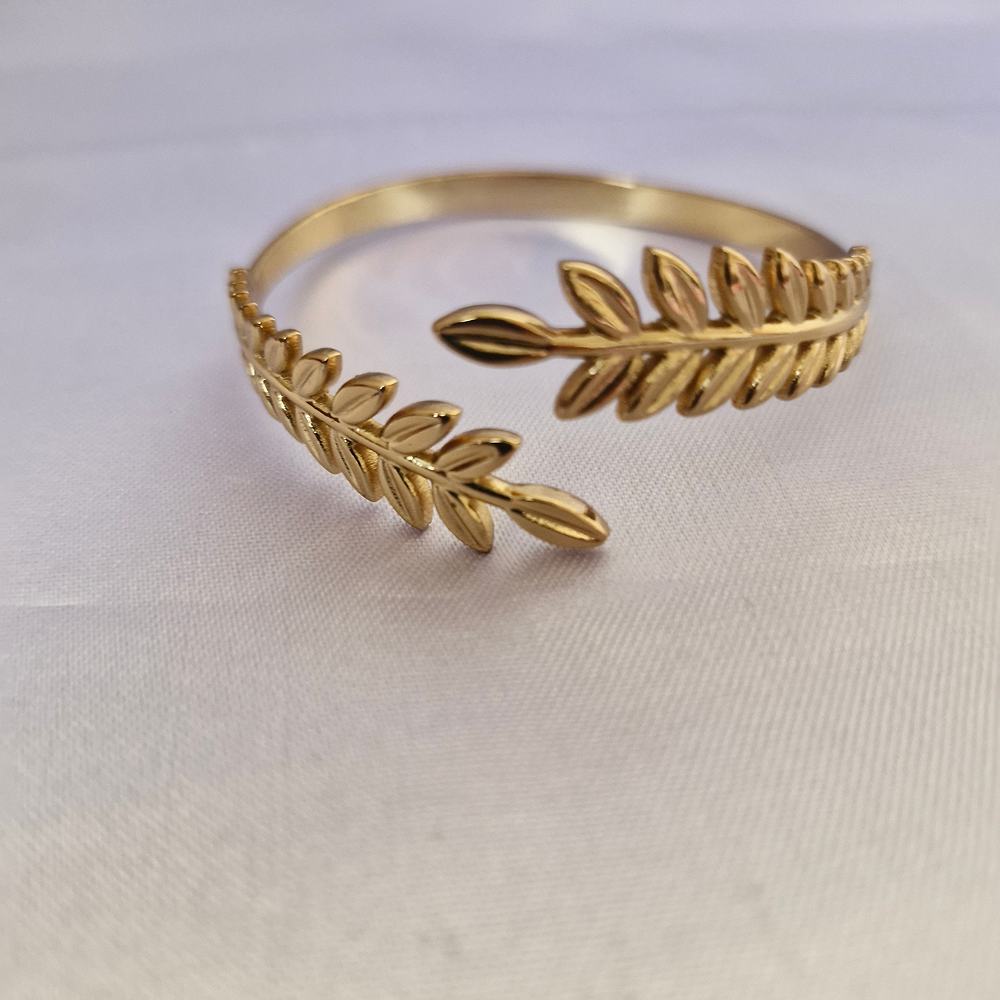 high-leaves-arm-cuff-and-ring-set